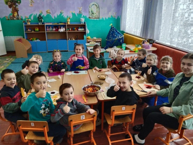 Приготовление салата Приготовление салата.